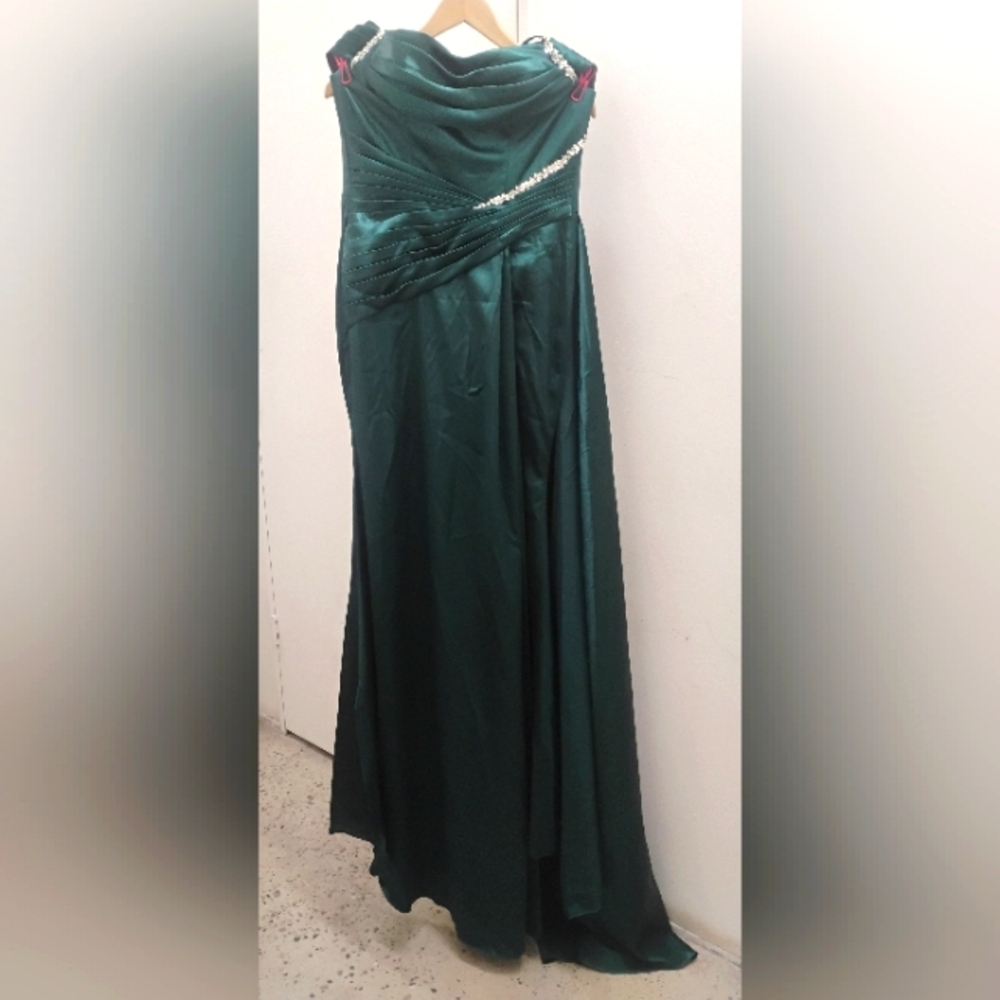 Emerald Green Prom Dress